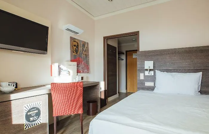 Sun & Soul Panorama Pop-Up Hotel